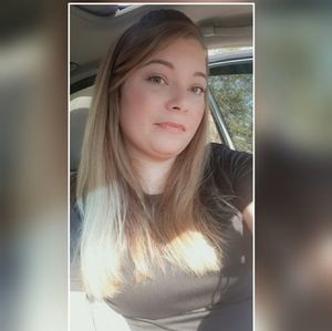 Meet your Posher, Brittney